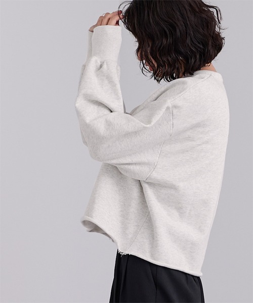 UR'S(ユアーズ)の「深Vネックスウェットプルオーバー(Tシャツ/カットソー・レディース・チャコール/オートミール/ブラック・L/M)」の13枚目の写真