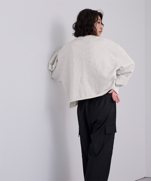 UR'S(ユアーズ)の「深Vネックスウェットプルオーバー(Tシャツ/カットソー・レディース・チャコール/オートミール/ブラック・L/M)」の14枚目の写真