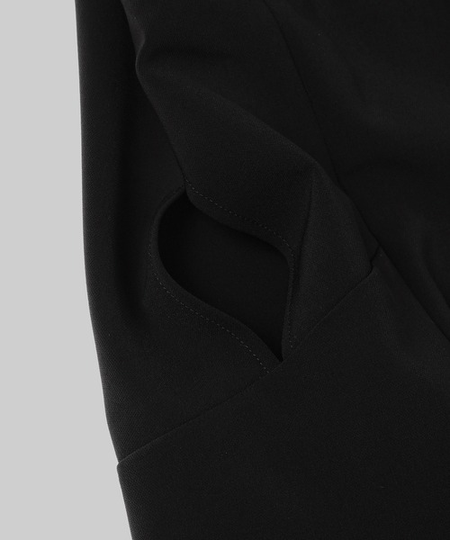 YOHEI OHNO（ヨウヘイオオノ）の「Mantle Jumpsuit (Black)（つなぎ/オールインワン・レディース・ブラック・36）」の6枚目の写真