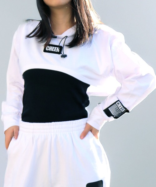 CHEER(チアー)の「CHEERショート丈パーカー(パーカー・レディース・ホワイト/ブラック・S/M/L)」の12枚目の写真