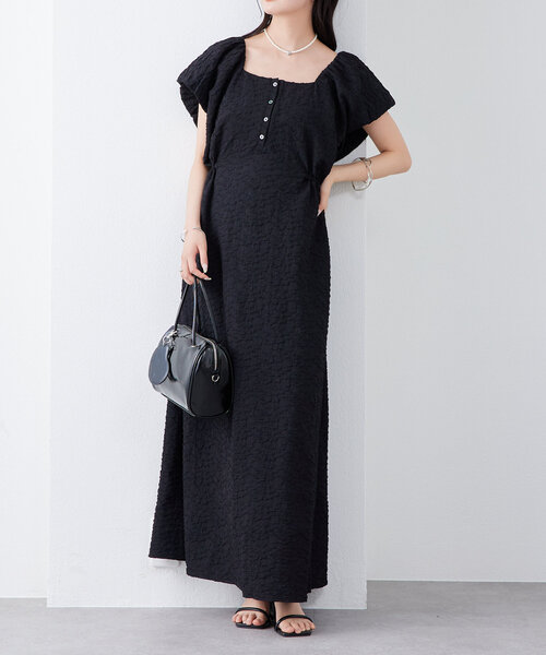 エンボスパフワンピース