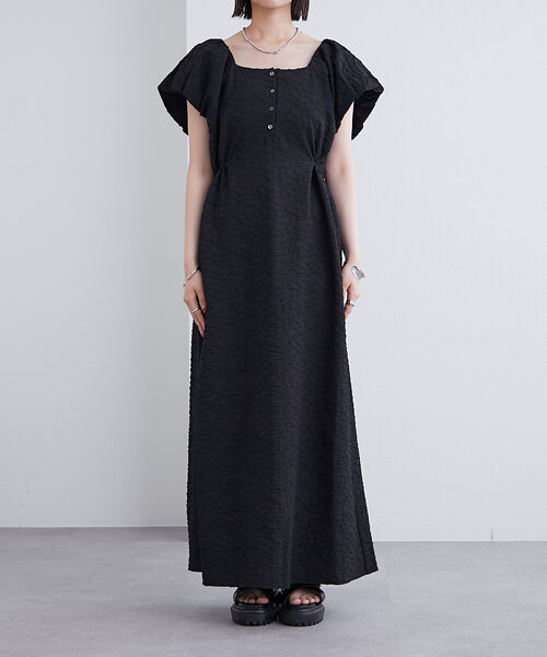 エンボスパフワンピース