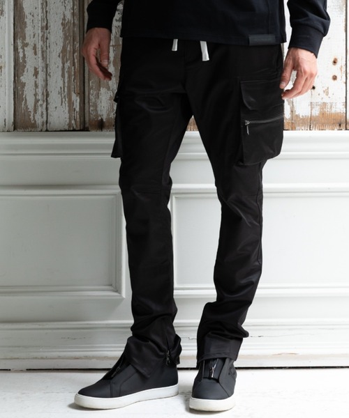 1piu1uguale3 RELAX（ウノピュウノウグァーレトレリラックス）の「【EC限定】1PIU1UGUALE3 RELAX/ウノピゥ ウノ ウグァーレ トレ リラックス/BRIGHT STRETCH DROP CLOTCH PANTS（カーゴパンツ・メンズ・ブラック/カーキ・SMALL/XX-LARGE/X-LARGE/LARGE/MEDIUM）」の2枚目の写真