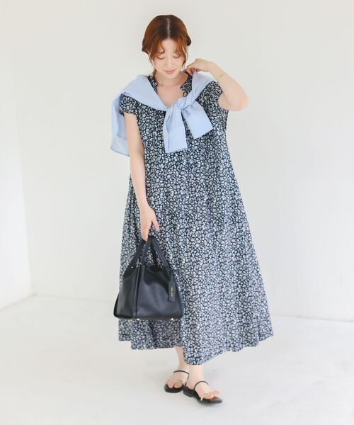 le.coeur blanc（ルクールブラン）の「《手洗い可能》フラワープリントネックギャザーワンピース（ワンピース・レディース・グリーン系その他/ホワイト系その他・38）」の11枚目の写真