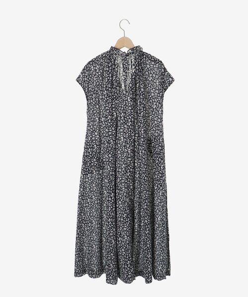 le.coeur blanc（ルクールブラン）の「《手洗い可能》フラワープリントネックギャザーワンピース（ワンピース・レディース・グリーン系その他/ホワイト系その他・38）」の22枚目の写真