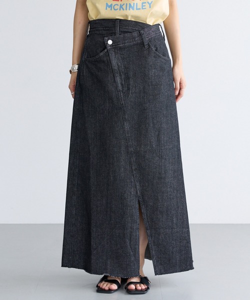 LAVEANGE（ラビアンジェ）の「アシメフロントデニムスカート（デニムスカート・レディース・ネイビー/ブラック・M/LL/3L/4L）」の6枚目の写真