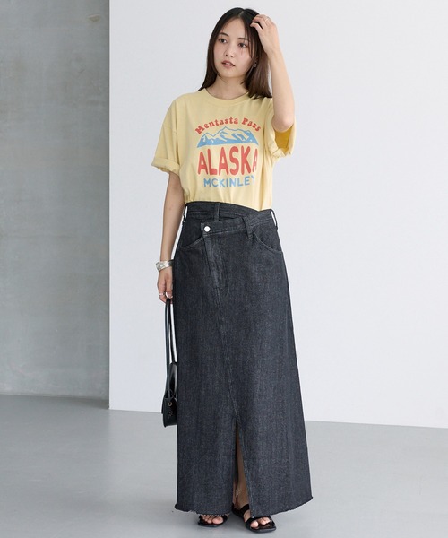 LAVEANGE（ラビアンジェ）の「アシメフロントデニムスカート（デニムスカート・レディース・ネイビー/ブラック・M/LL/3L/4L）」の3枚目の写真