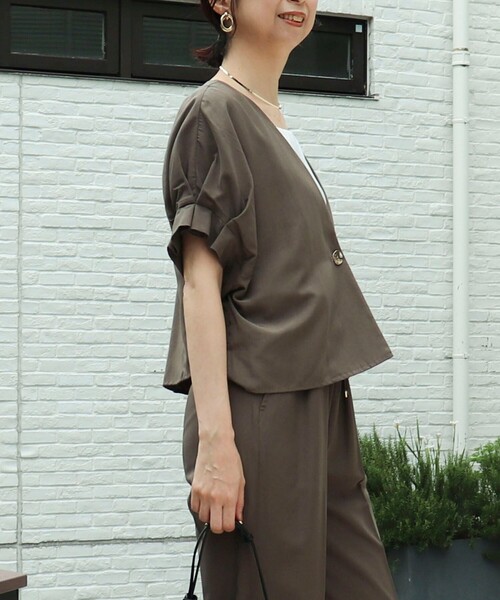 MICO COULIER（ミコクリエ）の「《セットアップ対応》トログログランタック袖ジャケット（ノーカラージャケット・レディース・ネイビー/ブラック/カーキ・38）」の17枚目の写真