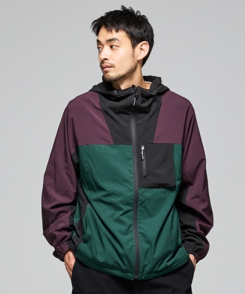 KRIFF MAYER(クリフメイヤー)の「【軽撥水・防汚・ストレッチ】アクティブフードジャケット(マウンテンパーカー・メンズ・カラフル/ブラック/グリーン/パープル/ベージュ・LARGE/X-LARGE/MEDIUM)」の5枚目の写真