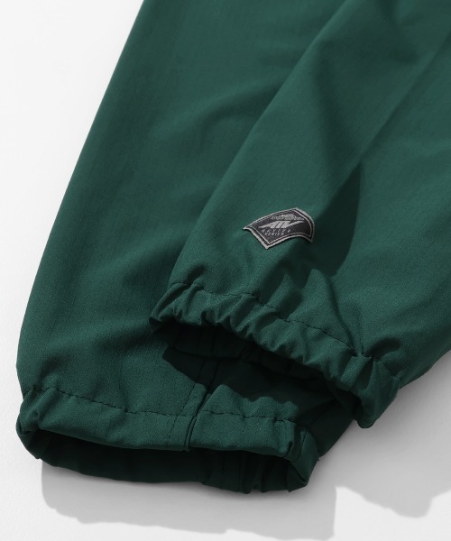 KRIFF MAYER(クリフメイヤー)の「【軽撥水・防汚・ストレッチ】アクティブフードジャケット(マウンテンパーカー・メンズ・カラフル/ブラック/グリーン/パープル/ベージュ・LARGE/X-LARGE/MEDIUM)」の18枚目の写真