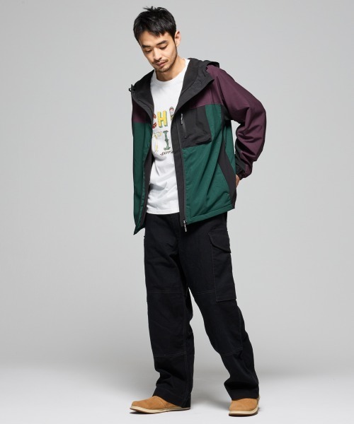 KRIFF MAYER(クリフメイヤー)の「【軽撥水・防汚・ストレッチ】アクティブフードジャケット(マウンテンパーカー・メンズ・カラフル/ブラック/グリーン/パープル/ベージュ・LARGE/X-LARGE/MEDIUM)」の19枚目の写真