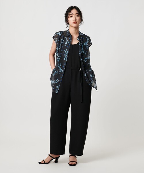 UNITED ARROWS(ユナイテッドアローズ)の「オーガンジープリント ノースリーブブラウス -ウォッシャブル-(シャツ/ブラウス・レディース・その他1/ホワイト/ネイビー・FREE)」の5枚目の写真