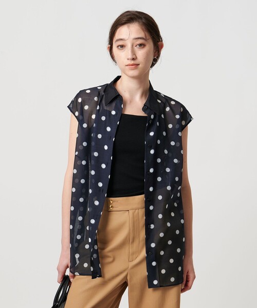 UNITED ARROWS(ユナイテッドアローズ)の「オーガンジープリント ノースリーブブラウス -ウォッシャブル-(シャツ/ブラウス・レディース・その他1/ホワイト/ネイビー・FREE)」の8枚目の写真