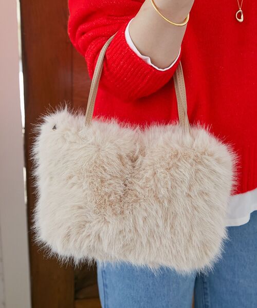 le.coeur blanc（ルクールブラン）の「《ランキング1位》フェイクファー2WAYバッグ（ショルダーバッグ・レディース・ベージュ/アイボリー/ブラック・FREE）」の10枚目の写真