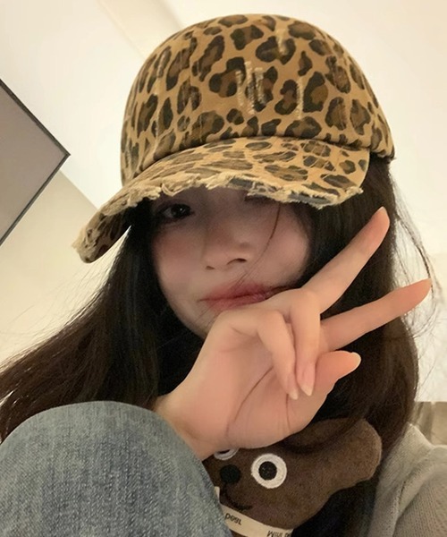 SANSeLF(サンセルフ)の「【SANSeLF】ヒョウ柄 レオパード ダメージ フリンジバイザー ローキャップ saa25a002(キャップ・レディース・レオパード・FREE)」の2枚目の写真
