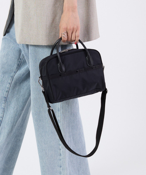 LeSportsac(レスポートサック)の「SQUARE TH CROSSBODY アップタウンディープシーブルー/ブラック(ショルダーバッグ・レディース・ブルー・FREE)」の2枚目の写真