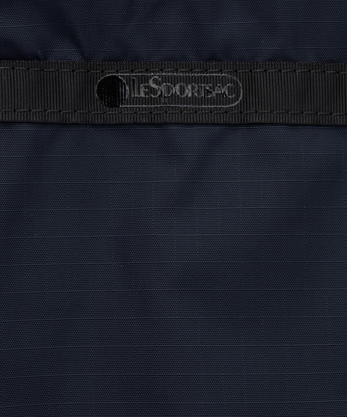 LeSportsac(レスポートサック)の「SQUARE TH CROSSBODY アップタウンディープシーブルー/ブラック(ショルダーバッグ・レディース・ブルー・FREE)」の8枚目の写真