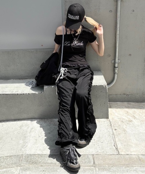 Never mind the XU / Chikashitsu+(ネバーマインド ザ エックスユー / チカシツプラス)の「【nmtc+】lettering cubic lace tee / 【エヌエムティーシープラス】レタリングキュービックレース半袖Tシャツ(Tシャツ/カットソー・レディース・ブラック/アイボリー/グレー・ONE SIZE)」の15枚目の写真