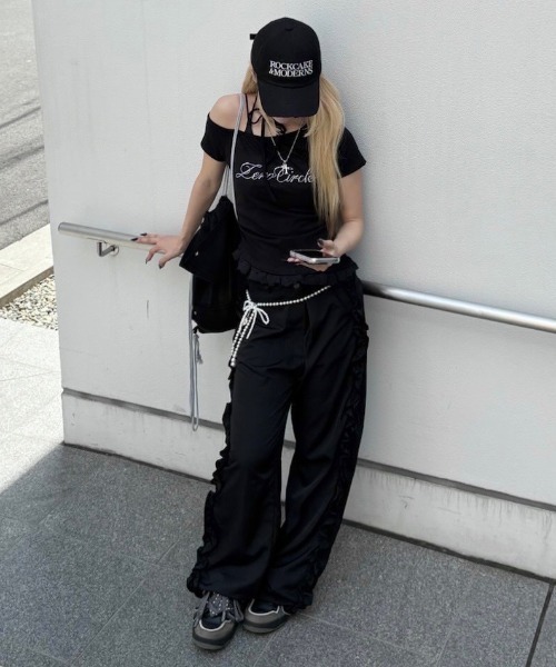 Never mind the XU / Chikashitsu+(ネバーマインド ザ エックスユー / チカシツプラス)の「【nmtc+】lettering cubic lace tee / 【エヌエムティーシープラス】レタリングキュービックレース半袖Tシャツ(Tシャツ/カットソー・レディース・ブラック/アイボリー/グレー・ONE SIZE)」の16枚目の写真