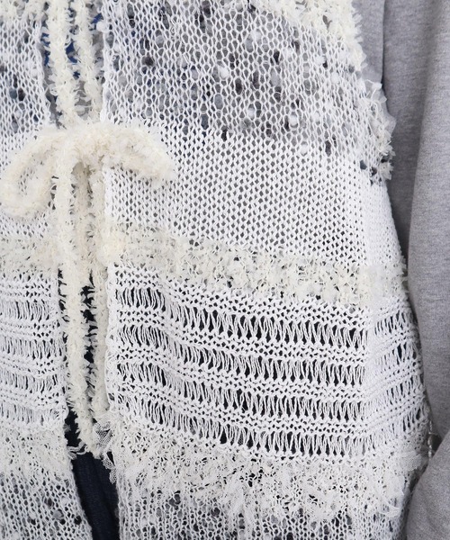 l'atelier du savon（アトリエドサボン）の「ぽつぽつ糸のcraft　knitベスト（ベスト・レディース・イエロー/ネイビー/オフホワイト・FREE）」の4枚目の写真