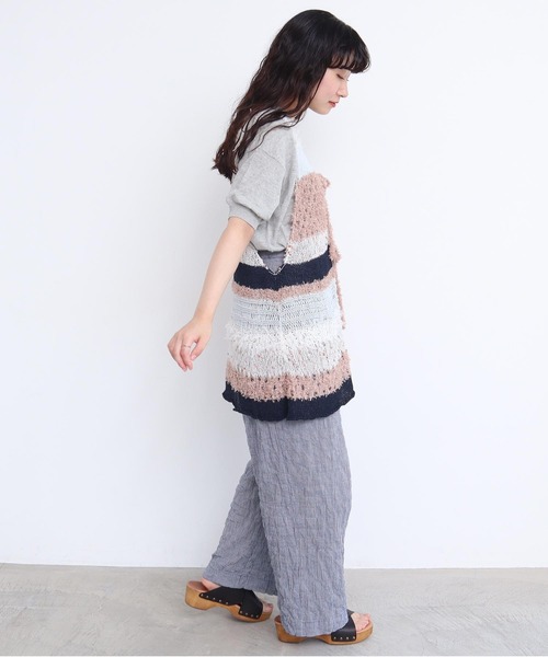 l'atelier du savon（アトリエドサボン）の「ぽつぽつ糸のcraft　knitベスト（ベスト・レディース・イエロー/ネイビー/オフホワイト・FREE）」の10枚目の写真