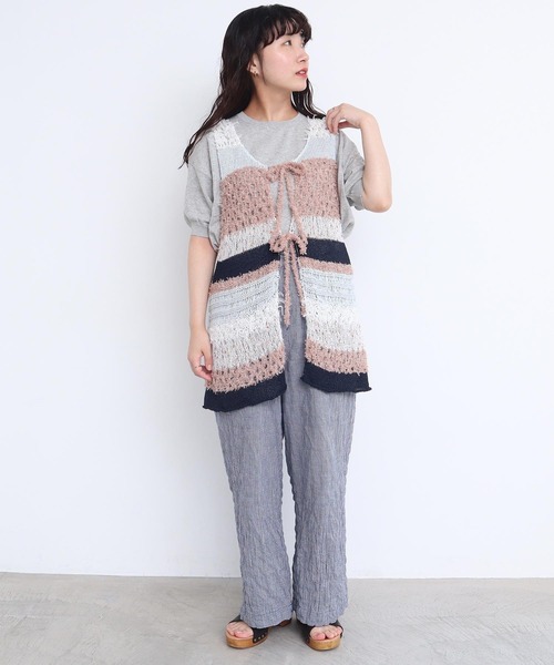 l'atelier du savon（アトリエドサボン）の「ぽつぽつ糸のcraft　knitベスト（ベスト・レディース・イエロー/ネイビー/オフホワイト・FREE）」の11枚目の写真