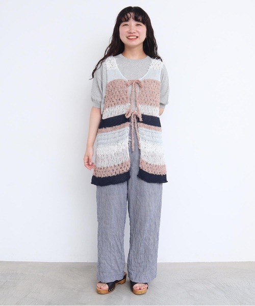 l'atelier du savon（アトリエドサボン）の「ぽつぽつ糸のcraft　knitベスト（ベスト・レディース・イエロー/ネイビー/オフホワイト・FREE）」の13枚目の写真