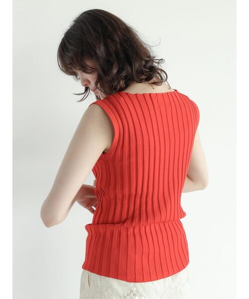 FIKA.(フィーカ)の「Wide rib sleeveless pullover(ニット/セーター・レディース・イエロー系その他4/チャコール/オレンジ系3/ダークブラウン・MEDIUM)」の8枚目の写真