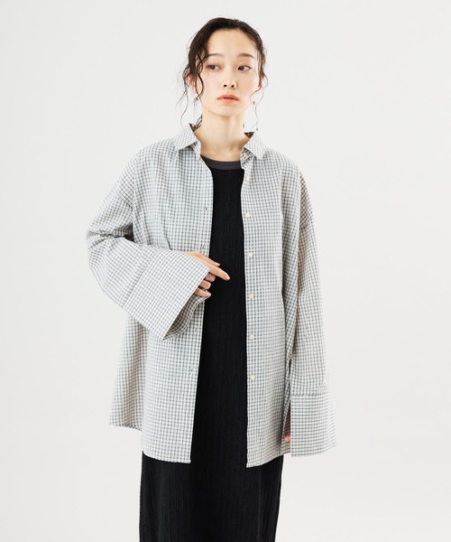 Muscat(マスカット)の「オーバーサイズ チェックシャツ(シャツ/ブラウス・レディース・クリーム/ブラック・F)」の22枚目の写真