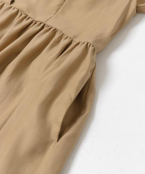 URBAN RESEARCH ROSSO WOMEN（アーバンリサーチ　ロッソ）の「キュプラ混フィブリルギャザーワンピース（ワンピース・レディース・ベージュ/ブラック/ブラウン系その他・FREE）」の10枚目の写真