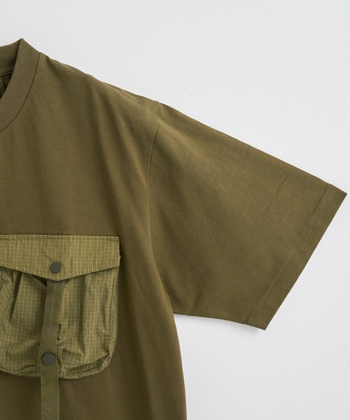 WHITE MOUNTAINEERING(ホワイトマウンテニアリング)の「【White Mountaineering / ホワイトマウンテニアリング】TAPE POCKET T-SHIRT(Tシャツ/カットソー・メンズ・カーキ/ブラック/ベージュ・2/1/0/3)」の10枚目の写真