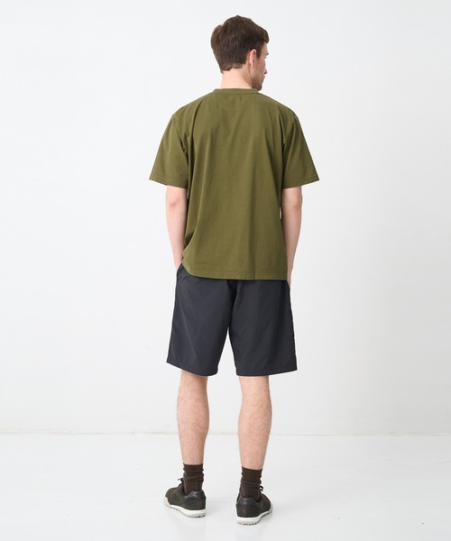 WHITE MOUNTAINEERING(ホワイトマウンテニアリング)の「【White Mountaineering / ホワイトマウンテニアリング】TAPE POCKET T-SHIRT(Tシャツ/カットソー・メンズ・カーキ/ブラック/ベージュ・2/1/0/3)」の12枚目の写真