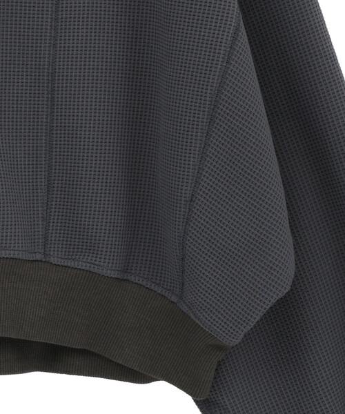 CONVERSE TOKYO（コンバーストウキョウ）の「DOLMAN SLEEVE WAFFLE PULLOVER（Tシャツ/カットソー・レディース・ホワイト/グレー/グリーン・FREE）」の16枚目の写真