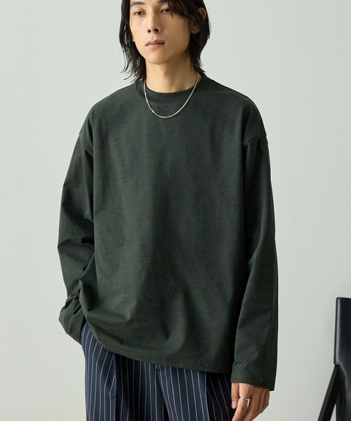 EMMA CLOTHES(エマクローズ)の「ドローストリング ストレッチ オーバーサイズロングスリーブTee / UVカット・撥水・イージーケア(Tシャツ/カットソー・メンズ・ブラック/グレイッシュベージュ/ライトグレー/ネイビー/チャコール・S/M/L)」の3枚目の写真