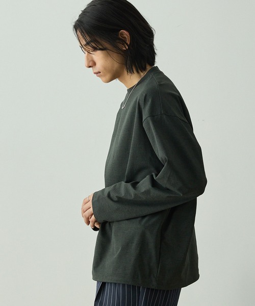 EMMA CLOTHES(エマクローズ)の「ドローストリング ストレッチ オーバーサイズロングスリーブTee / UVカット・撥水・イージーケア(Tシャツ/カットソー・メンズ・ブラック/グレイッシュベージュ/ライトグレー/ネイビー/チャコール・S/M/L)」の20枚目の写真