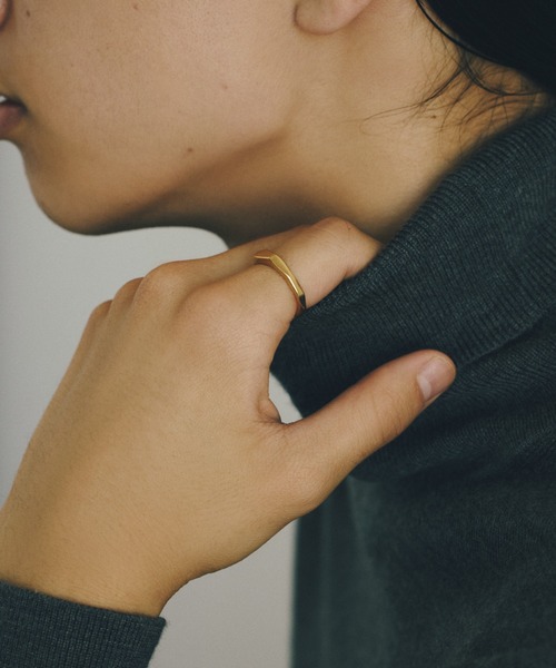 TEN.(テン)の「18KGP チゼルリング(17~21号)(リング・レディース・ゴールド・#9/#11/#13/#15/#17/#19/#21)」の7枚目の写真