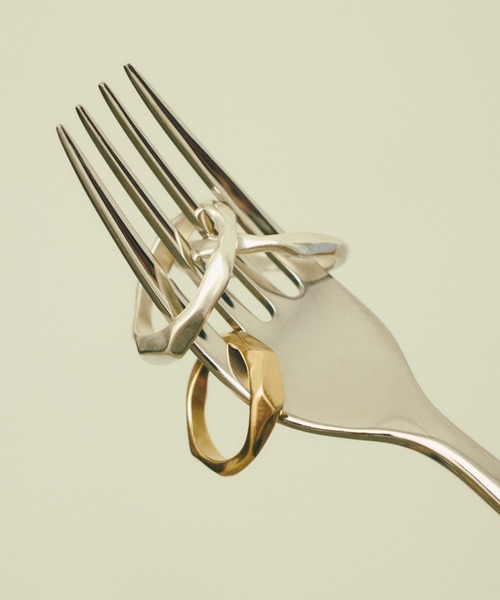 TEN.(テン)の「18KGP チゼルリング(17~21号)(リング・レディース・ゴールド・#9/#11/#13/#15/#17/#19/#21)」の13枚目の写真