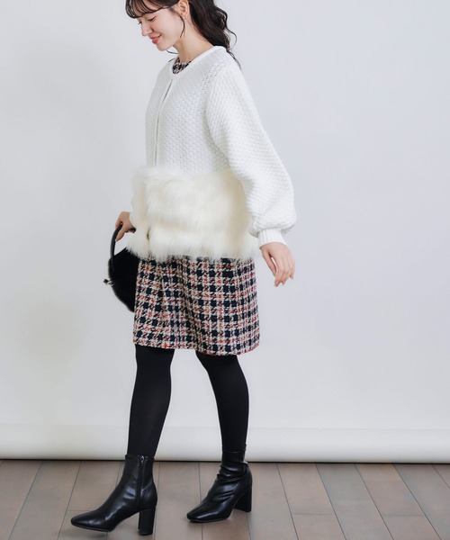 PICCIN PERLA(ピッチンペルラ)の「ファー切り替えカーディガン(カーディガン/ボレロ・レディース・ブラック/オフホワイト・M)」の19枚目の写真