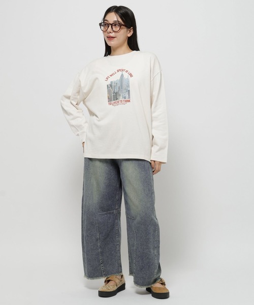 niko and...(ニコアンド)の「バック布帛フォトプルオーバー(Tシャツ/カットソー・レディース・オフホワイト/ネイビー/ホワイト/チャコール・FREE)」の10枚目の写真