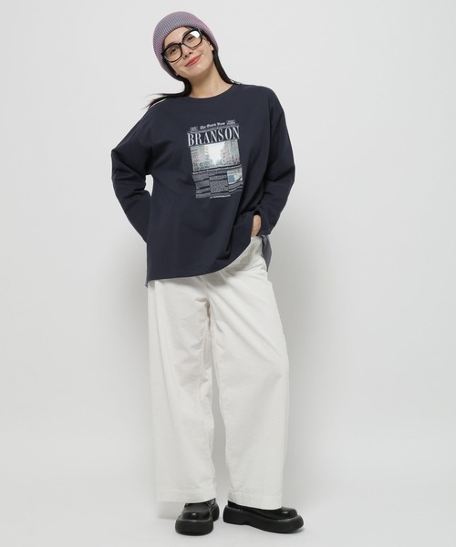 niko and...(ニコアンド)の「バック布帛フォトプルオーバー(Tシャツ/カットソー・レディース・オフホワイト/ネイビー/ホワイト/チャコール・FREE)」の17枚目の写真