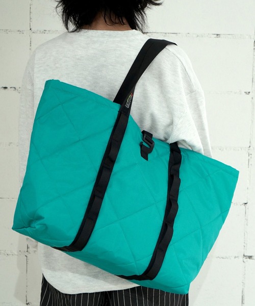 WEEKEND(ER)(ウィークエンダー)の「WEEKEND(ER) QUILTED TOTE(トートバッグ・メンズ・ブラック/ベージュ/ブルー/カモフラージュ・FREE)」の3枚目の写真
