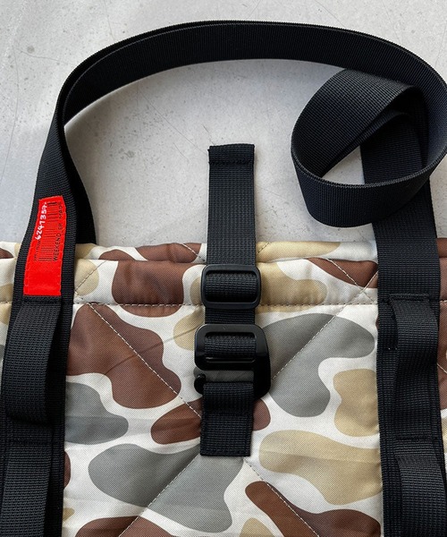 WEEKEND(ER)(ウィークエンダー)の「WEEKEND(ER) QUILTED TOTE(トートバッグ・メンズ・ブラック/ベージュ/ブルー/カモフラージュ・FREE)」の14枚目の写真