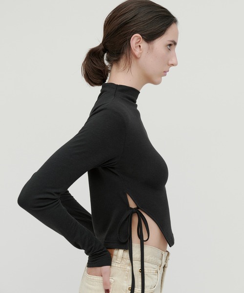 kiehtova（キエトヴァ）の「【kiehtova】SMOOTH SIDE SLIT TOPS/スムース サイドスリット トップス KTWR45（Tシャツ/カットソー・レディース・グレー/アイボリー/ブラック・FREE）」の3枚目の写真