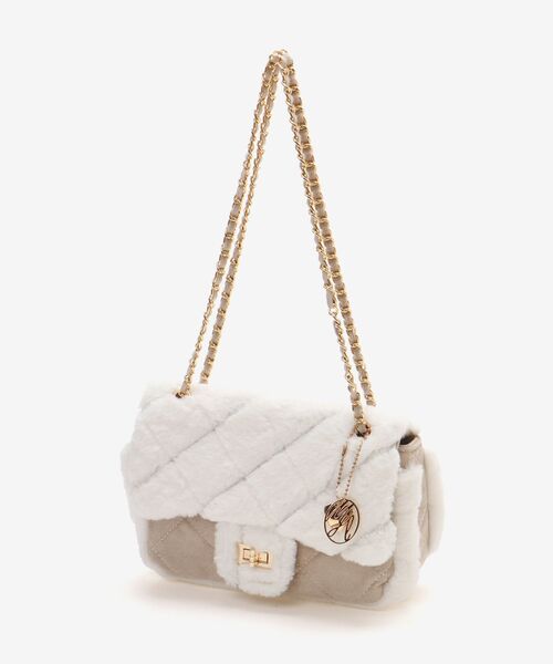 MAJESTIC LEGON（マジェスティックレゴン）の「キルティングファーチェーンバッグ（ショルダーバッグ・レディース・キャメル/アイボリー・FREE）」の14枚目の写真