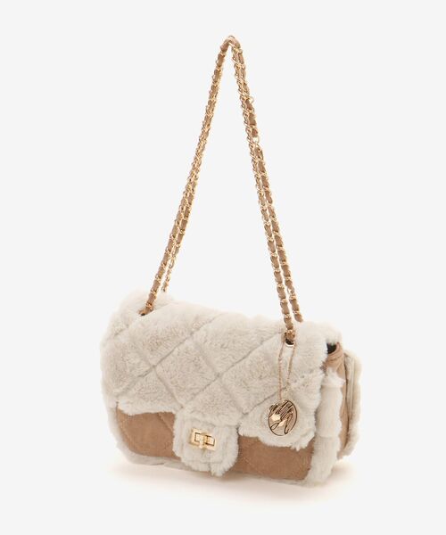 MAJESTIC LEGON（マジェスティックレゴン）の「キルティングファーチェーンバッグ（ショルダーバッグ・レディース・キャメル/アイボリー・FREE）」の15枚目の写真