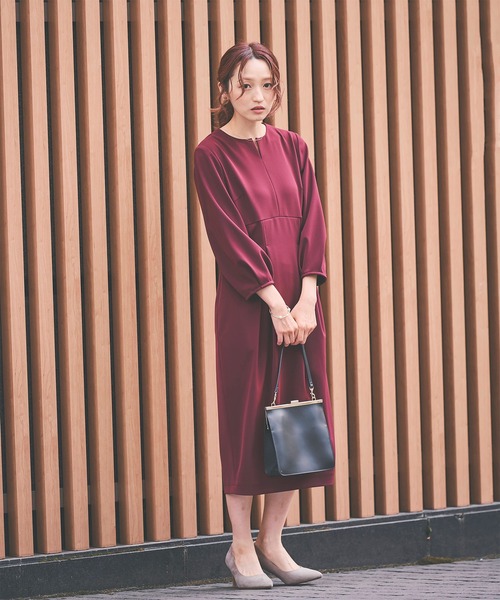 Sirin(シリン)の「ダブルクロス コクーンワンピース【2サイズ展開】(ワンピース・レディース・チャコールグレー/ボルドー・X-SMALL/SMALL)」の3枚目の写真
