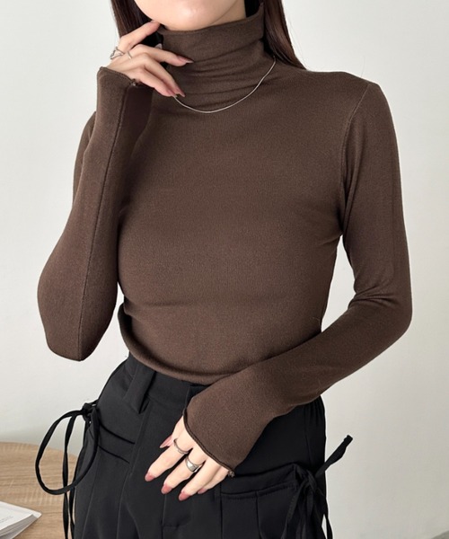 CLEA(クレア)の「タートルネックトップス(Tシャツ/カットソー・レディース・ネイビー/オレンジ/ブラウン/ワインレッド/ライトグレー/ホワイト/ブラック/アイボリー/チャコールグレー/グレー/ピンク/ラベンダー/ライトブルー/ライトイエロー/ライトグリーン・FREE)」の7枚目の写真