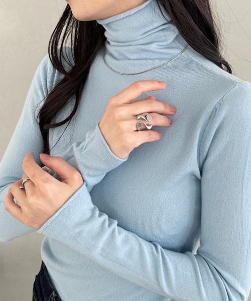 CLEA(クレア)の「タートルネックトップス(Tシャツ/カットソー・レディース・ネイビー/オレンジ/ブラウン/ワインレッド/ライトグレー/ホワイト/ブラック/アイボリー/チャコールグレー/グレー/ピンク/ラベンダー/ライトブルー/ライトイエロー/ライトグリーン・FREE)」の17枚目の写真
