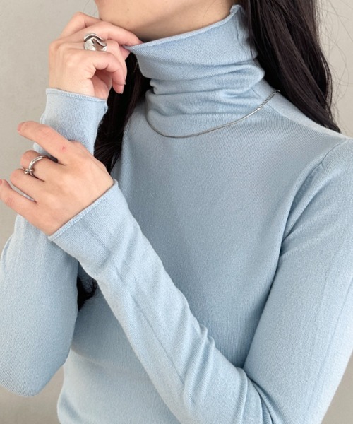 CLEA(クレア)の「タートルネックトップス(Tシャツ/カットソー・レディース・ネイビー/オレンジ/ブラウン/ワインレッド/ライトグレー/ホワイト/ブラック/アイボリー/チャコールグレー/グレー/ピンク/ラベンダー/ライトブルー/ライトイエロー/ライトグリーン・FREE)」の16枚目の写真