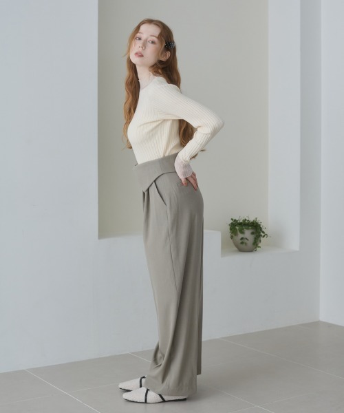 Bab(バブ)の「【選べるサイズ展開】ウエストフラップ釦ワイドタックパンツ(その他パンツ・レディース・チャコールグレー/ベージュ/ブラウン・S/M/L)」の8枚目の写真